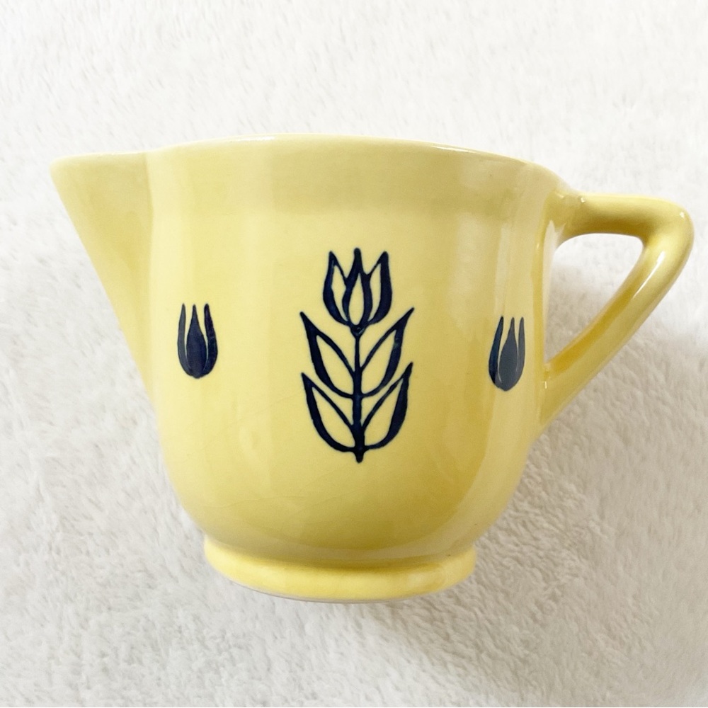 Vintage Cronin Pottery Yellow Tulip Creamer Blue Dutch Floral MCM USA - Picture 11 of 16